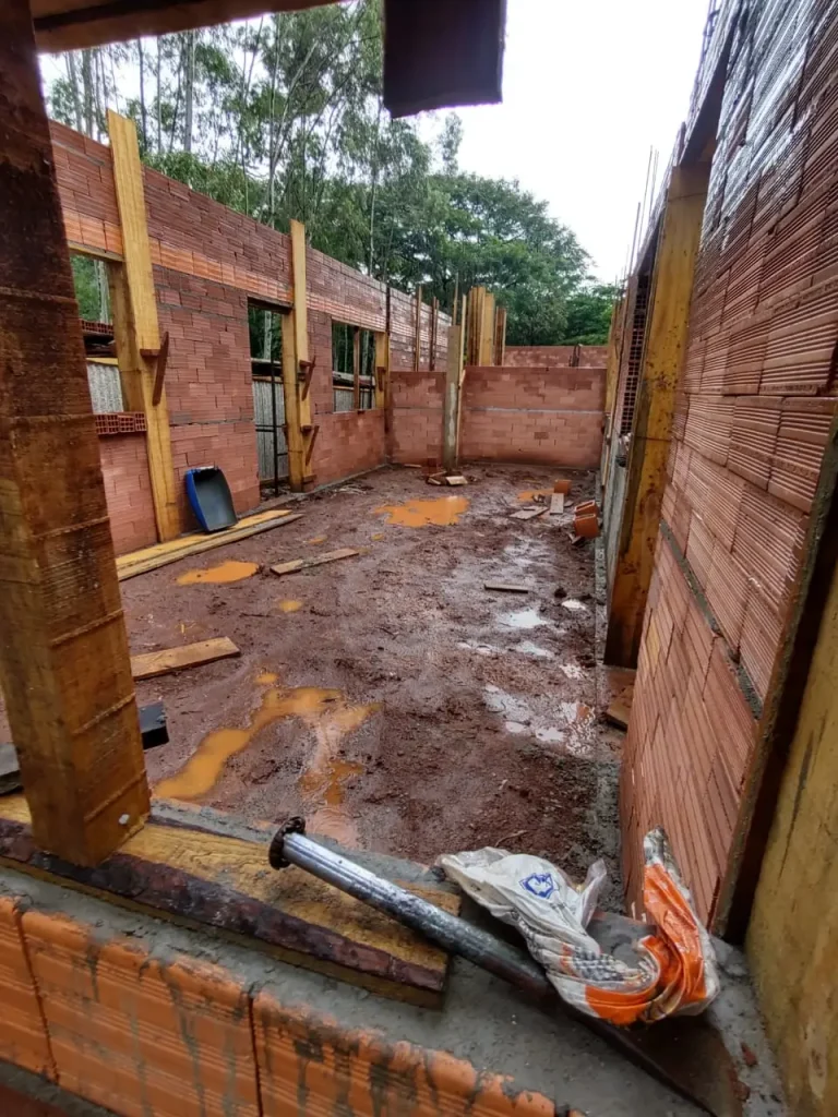 Obra da portaria do Santa Clara Eco Resort